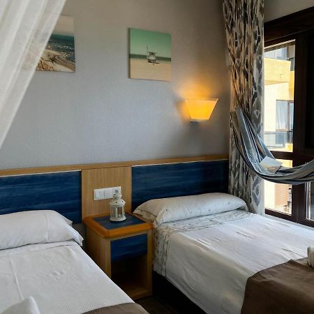 Apartment Aloha Playa Malaga เบนัลมาเดนา ภายนอก รูปภาพ