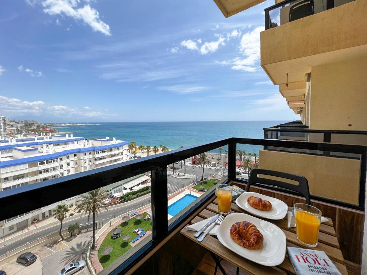 Apartment Aloha Playa Malaga เบนัลมาเดนา ภายนอก รูปภาพ