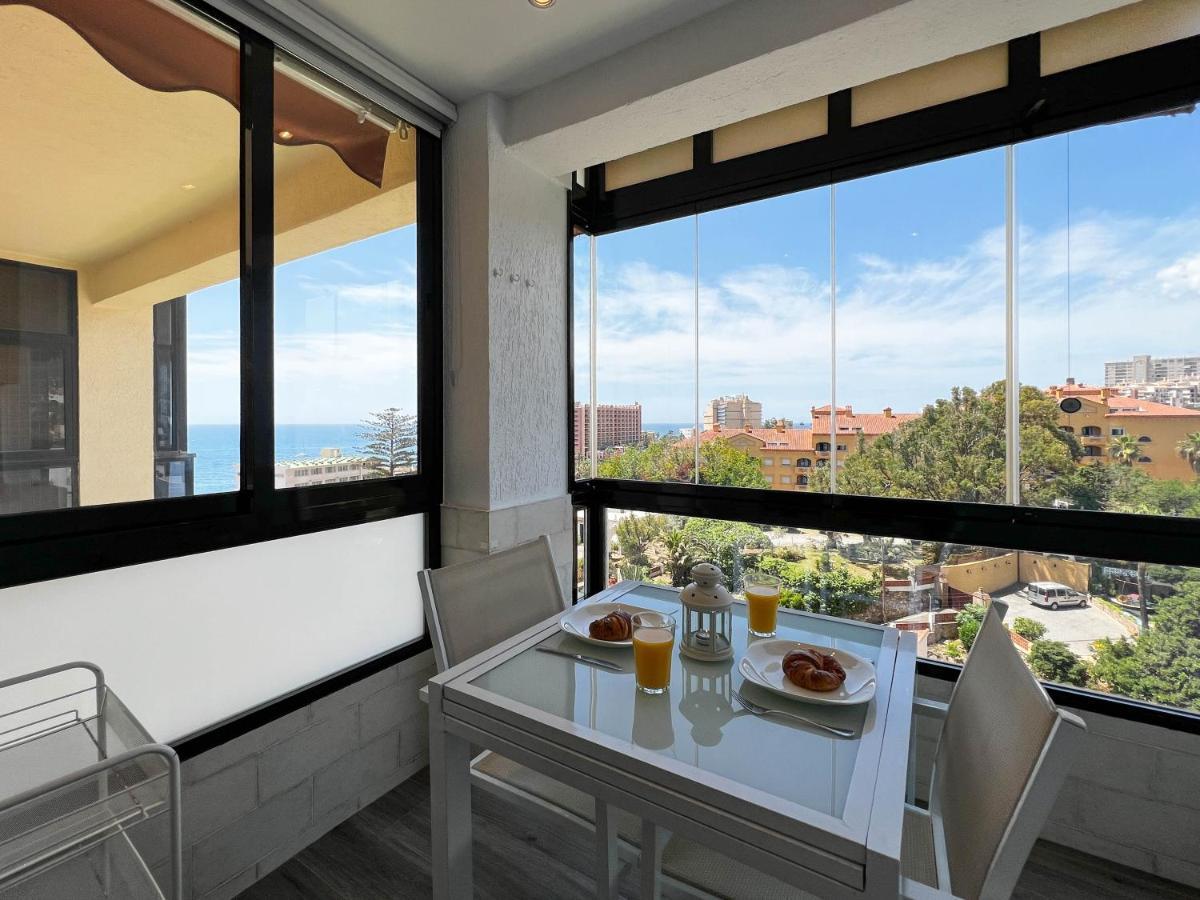 Apartment Aloha Playa Malaga เบนัลมาเดนา ภายนอก รูปภาพ